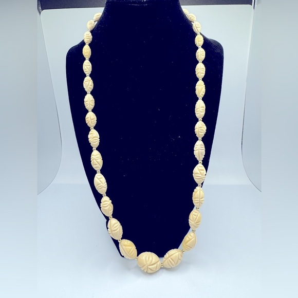 Vintage Off White Hand Carved Wedding Necklace